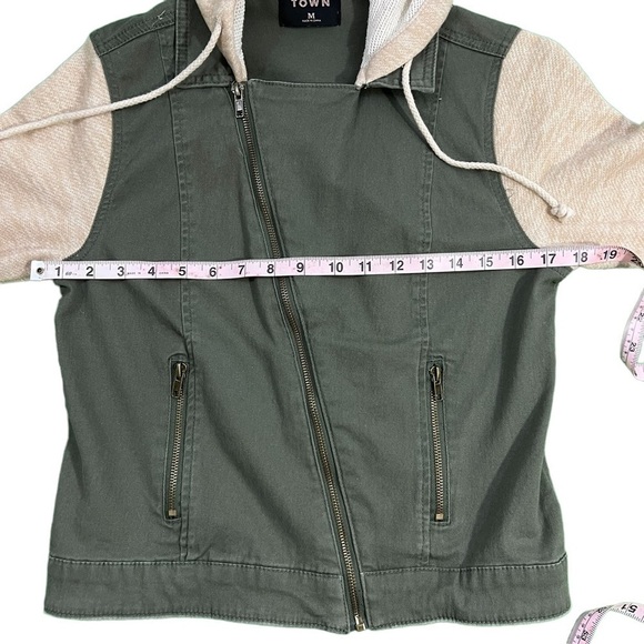 Juniors Size Medium Tinsel Town Army Green Jacket With Sweatshirt Sleeves & Hood - Picture 5 of 8